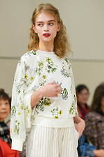 ユキ トリヰ 2025年春夏コレクション - 新たな自分と出会う｜写真20