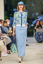 ユキ トリヰ 2025年春夏コレクション - 新たな自分と出会う｜写真3