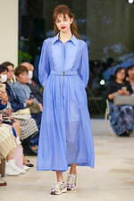 ユキ トリヰ 2025年春夏コレクション - 新たな自分と出会う｜写真30