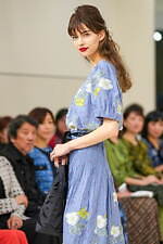 ユキ トリヰ 2025年春夏コレクション - 新たな自分と出会う｜写真33