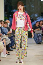 ユキ トリヰ 2025年春夏コレクション - 新たな自分と出会う｜写真4