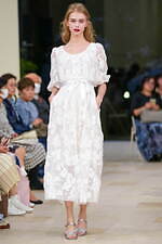 ユキ トリヰ 2025年春夏コレクション - 新たな自分と出会う｜写真42