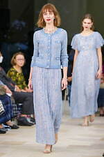 ユキ トリヰ 2025年春夏コレクション - 新たな自分と出会う｜写真43