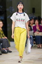 ユキ トリヰ 2025年春夏コレクション - 新たな自分と出会う｜写真46