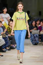 ユキ トリヰ 2025年春夏コレクション - 新たな自分と出会う｜写真51