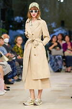 ユキ トリヰ 2025年春夏コレクション - 新たな自分と出会う｜写真8