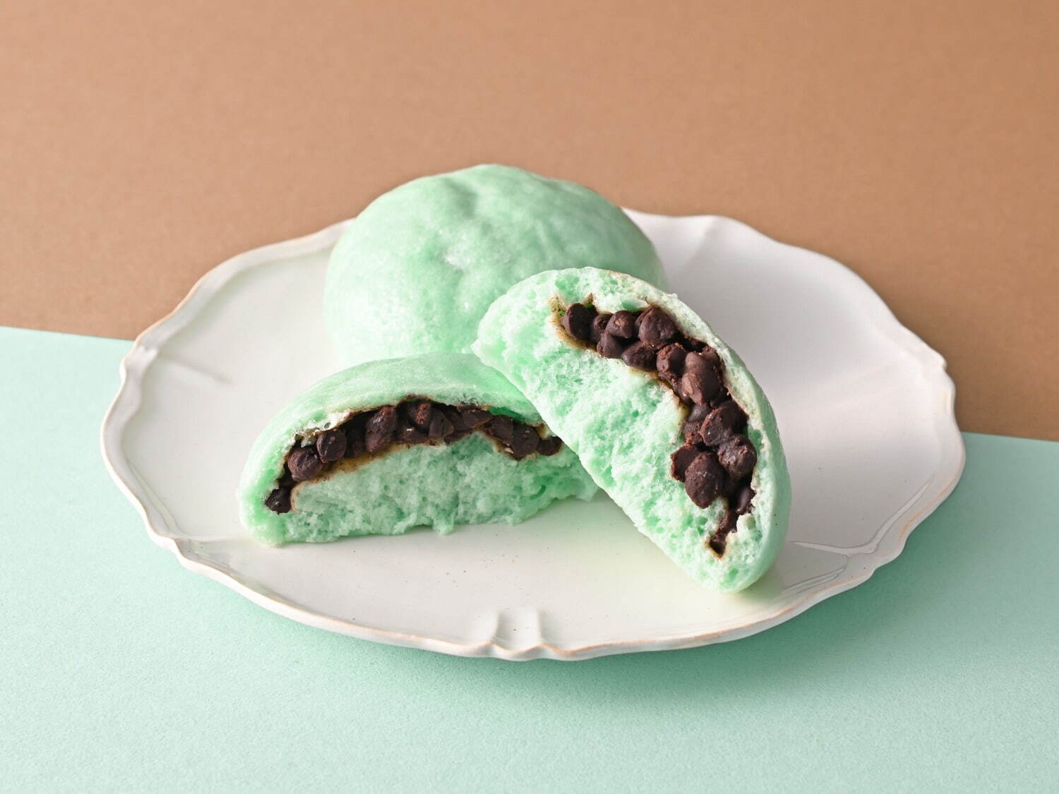 エキュート大宮にチョコミントスイーツ集結、“テディベアクランチ”のせたドーナツ＆サクとろ贅沢パイなど｜写真10
