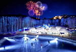星野リゾート トマム“氷の街”「アイスヴィレッジ」氷のドーム型ホテル＆バー、青のフローズンケーキも｜写真1