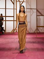 エルメス2025年春夏ウィメンズコレクション - ワークウェアに溶け込む官能性｜写真59