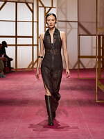 エルメス2025年春夏ウィメンズコレクション - ワークウェアに溶け込む官能性｜写真61