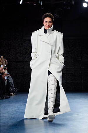 ジャンヌ フリオ(Jeanne Friot) 2025-26年秋冬ウィメンズ&メンズコレクション  - 写真1