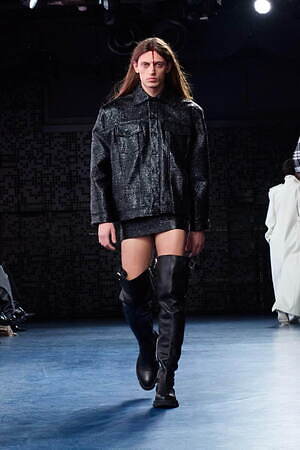 ジャンヌ フリオ(Jeanne Friot) 2025-26年秋冬ウィメンズ&メンズコレクション  - 写真3