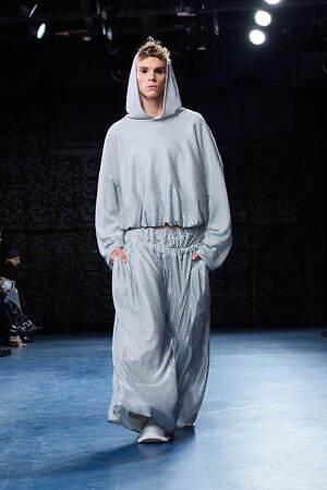 ジャンヌ フリオ(Jeanne Friot) 2025-26年秋冬ウィメンズ&メンズコレクション  - 写真21