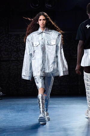 ジャンヌ フリオ(Jeanne Friot) 2025-26年秋冬ウィメンズ&メンズコレクション  - 写真24