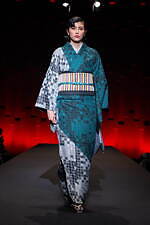 ジョウタロウ サイトウ 2025年春夏コレクション - 遊び心あふれるキモノスタイル｜写真25