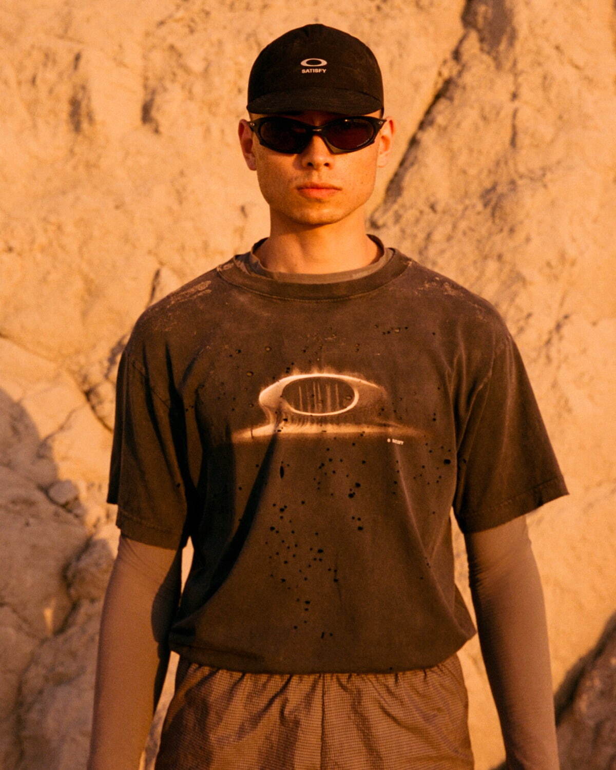 「サティスファイ オークリー プランタリス」46,640円
「モステック Tシャツ」12,100円
「ピースシェルランニングキャップ」7,700円
