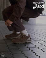 アシックス×ノンネイティブのコラボスニーカー、“ゴアテックス”搭載メッシュとブラウンスエードで｜写真9