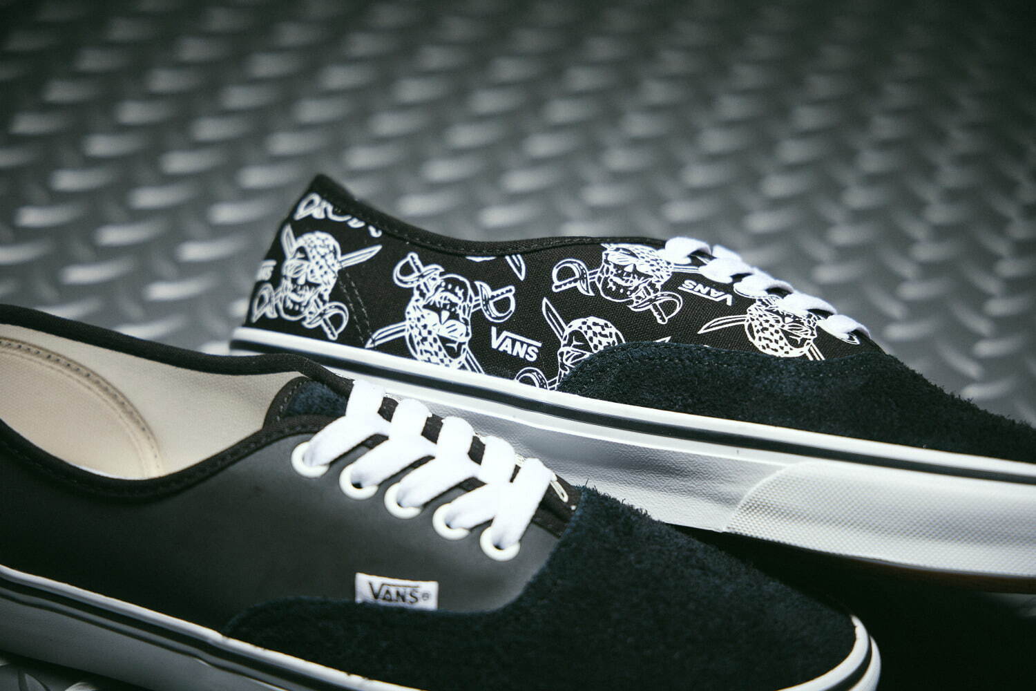 ヴァンズ(Vans) オーセンティック｜写真10