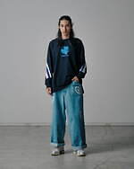 ファセッタズム“くすみブルー”パッチ付きスタジャン、コイン パーキング デリバリーとコラボ｜写真55