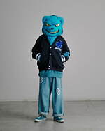 ファセッタズム“くすみブルー”パッチ付きスタジャン、コイン パーキング デリバリーとコラボ｜写真43