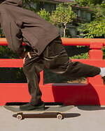 キャプテン サンシャインのカバーコード限定フーディー＆イージーパンツ、褪せた色調のブラックで｜写真8