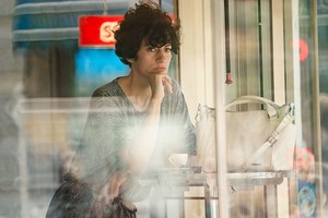 フライターグから、女性向け新作バッグ「R120 AUSTEN」発売