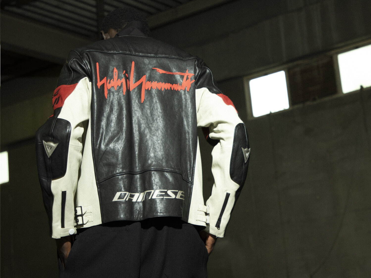 ダイネーゼ　レザージャケット ハンガー付き SPORTIVA LEATHER JACKET - ダイネーゼジャパン | Dainese Japan