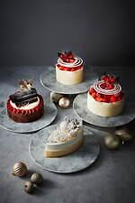 W大阪2024年クリスマス、ストライプ模様の“もっちり”ミルクケーキやジャスミン香るチーズケーキ｜写真2