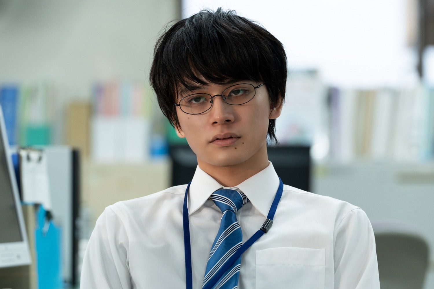 映画『悪い夏』北村匠海が闇堕ち公務員に！“クズとワルしか出てこない”サスペンス小説を実写化