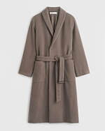 オーラリー×テクラ、“温泉文化”着想ストライプ柄ダウンジャケットやバスローブ風コート｜写真18