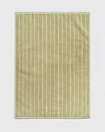 オーラリー×テクラ、“温泉文化”着想ストライプ柄ダウンジャケットやバスローブ風コート｜写真5