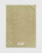 オーラリー×テクラ、“温泉文化”着想ストライプ柄ダウンジャケットやバスローブ風コート｜写真4