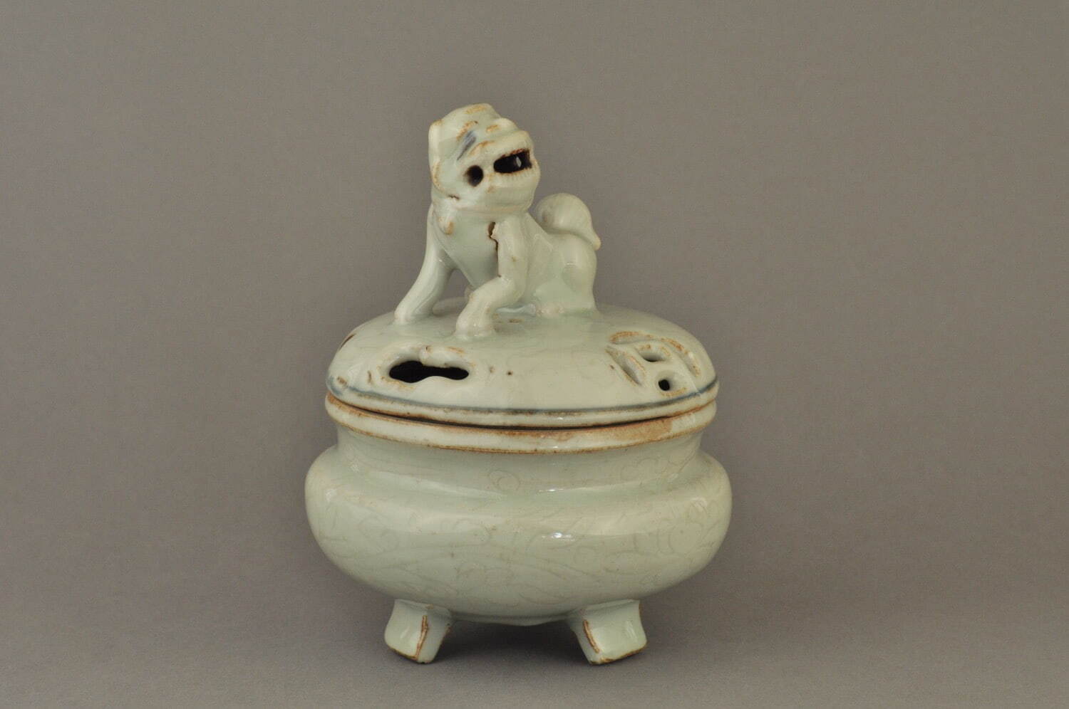 《白呉州獅子蓋香炉》 明時代 17世紀 個人蔵