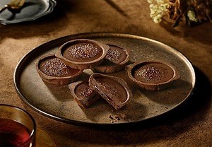 「ブリュレショコラタルト」“パリとろ食感”濃厚カカオの限定スイーツ、ブリュレメリゼから｜写真1