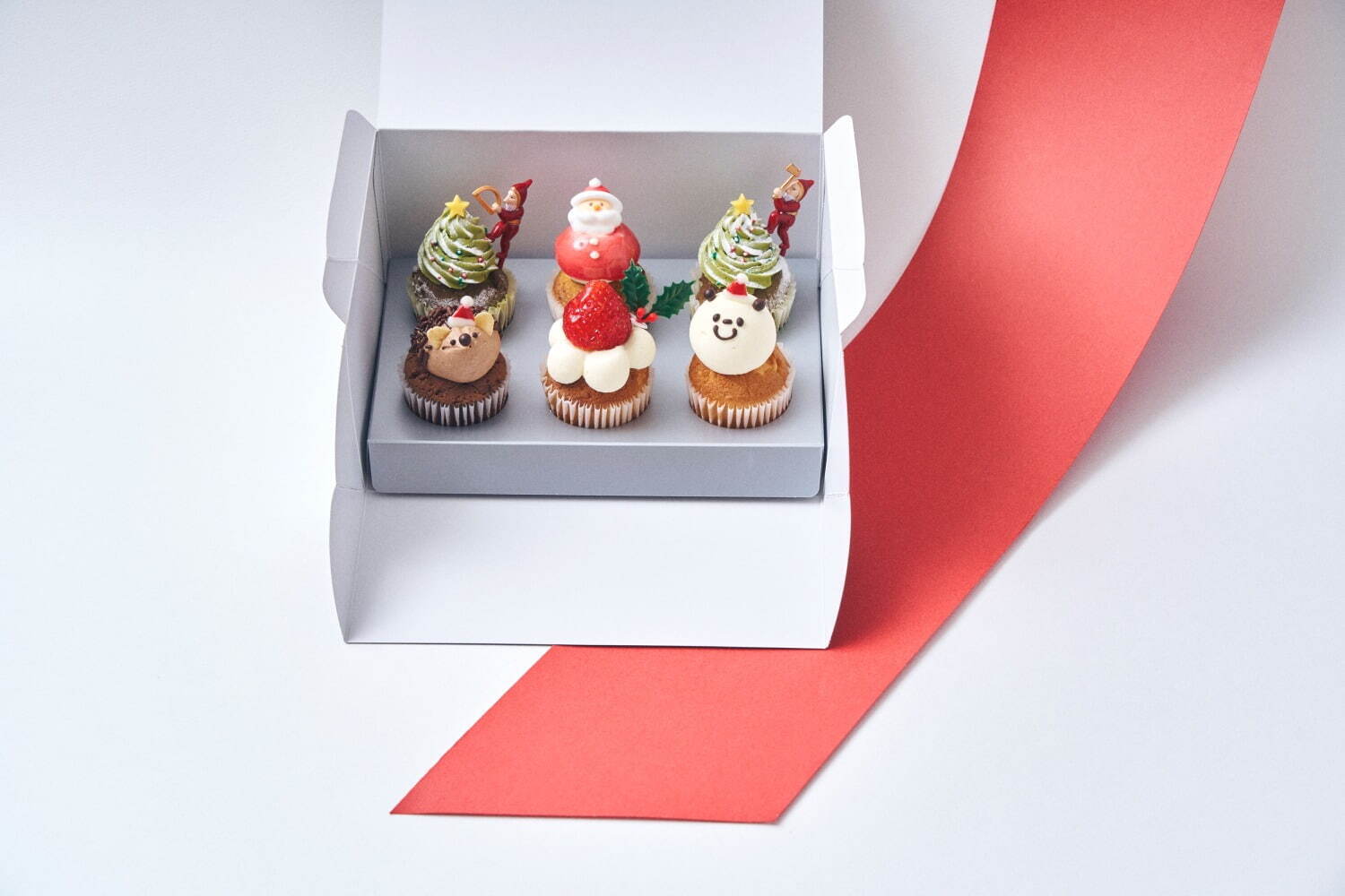 フェアリーケーキフェアのクリスマス限定カップケーキ、サンタパンダやクリスマスツリーモチーフ｜写真7