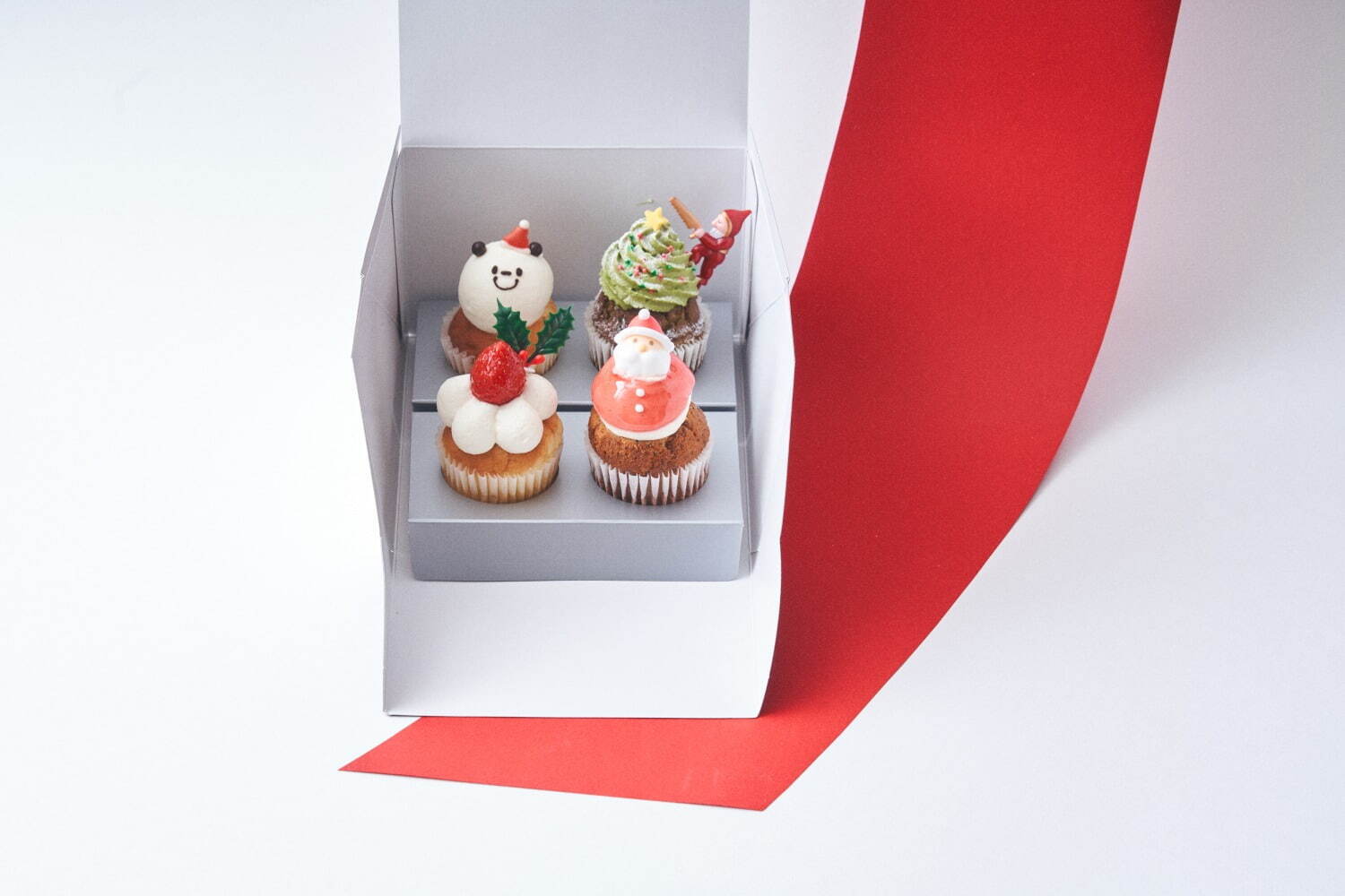 フェアリーケーキフェアのクリスマス限定カップケーキ、サンタパンダやクリスマスツリーモチーフ｜写真8