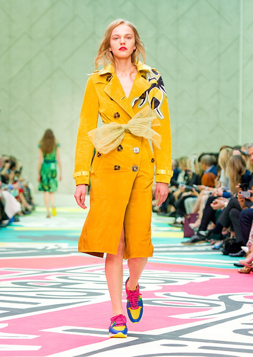 バーバリープローサム(Burberry Prorsum) 2015年春夏ウィメンズ&メンズコレクション シルエット - 写真13