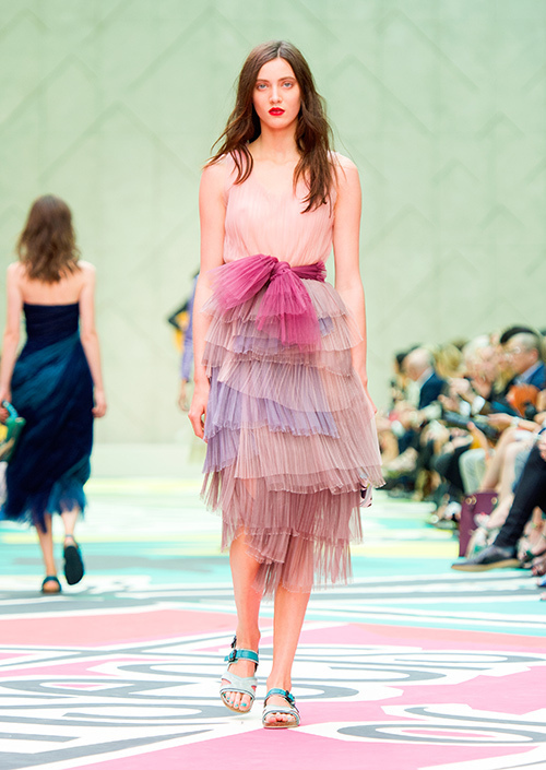 バーバリープローサム(Burberry Prorsum) 2015年春夏ウィメンズ&メンズコレクション  - 写真38