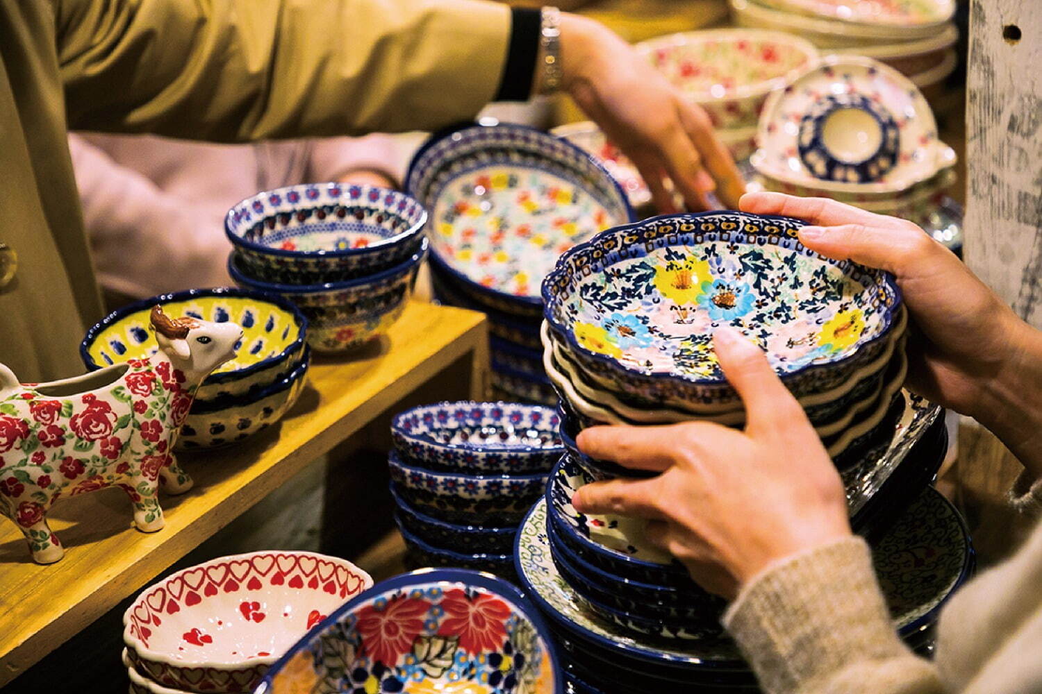 福岡「光の街・博多」のクリスマスマーケット2024、ヨーロッパ直輸入の雑貨やグルメが集結｜写真8