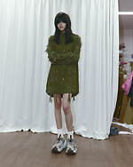 ミキオサカベ2025年春夏コレクション - 光る個性と甘すぎない愛らしさ｜写真5