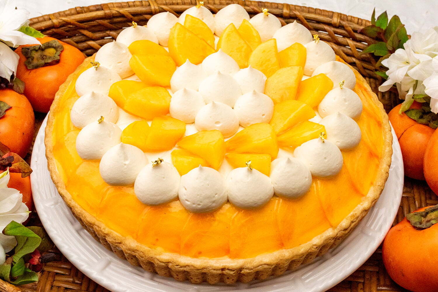 フルーツタルト｜キル フェ ボン横浜店から限定「浜柿のショートケーキタルト」ブランデー香る和三盆クリーム