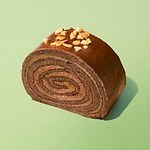 ファミリーマートの「濃厚チョコスイーツ」パリほろ食感のショコラロール＆コク深チョコドリンクなど｜写真10