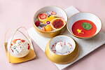 ヒルトン東京ベイ“苺尽くし”チャイニーズアフタヌーンティー、のどぐろの焼売やストロベリーエッグタルト｜写真2