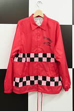 コム デ ギャルソン限定ストアが原宿に - 黒＆ピンクのウェアやカスタムスニーカーも登場｜写真1