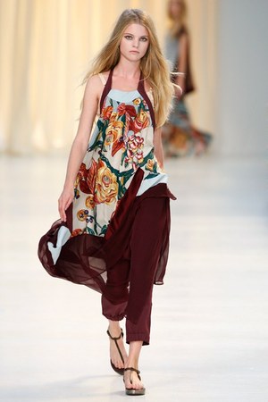 アントニオ マラス(Antonio Marras)、春の訪れを告げる2011年春夏コレクション｜写真2
