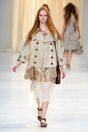 アントニオ マラス(Antonio Marras)、春の訪れを告げる2011年春夏コレクション｜写真24