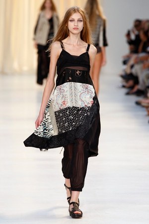 アントニオ マラス(Antonio Marras)、春の訪れを告げる2011年春夏コレクション｜写真33