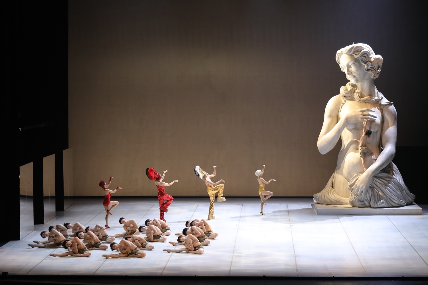 クラシック音楽｜東京バレエ団『くるみ割り人形』“20世紀最高の巨匠”ベジャールによる振付、東京で7年ぶり上演