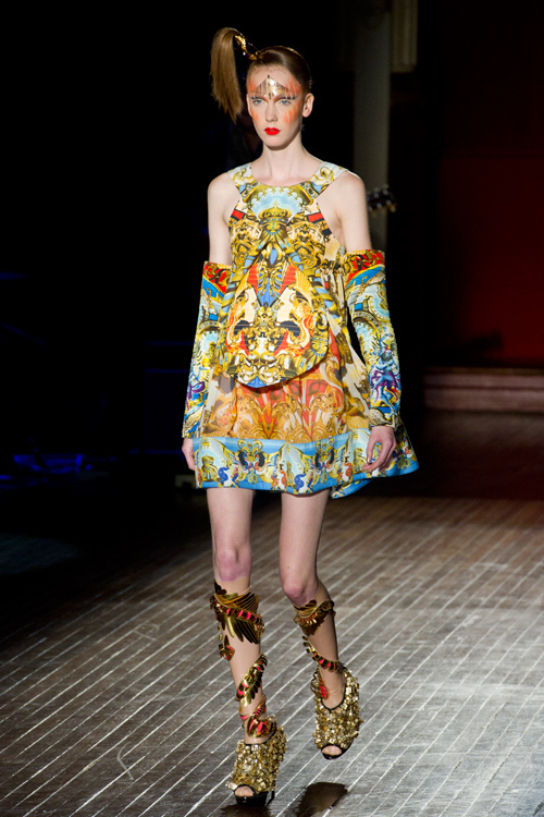 マニッシュ アローラ(manish arora) 2011年春夏ウィメンズコレクション  - 写真11