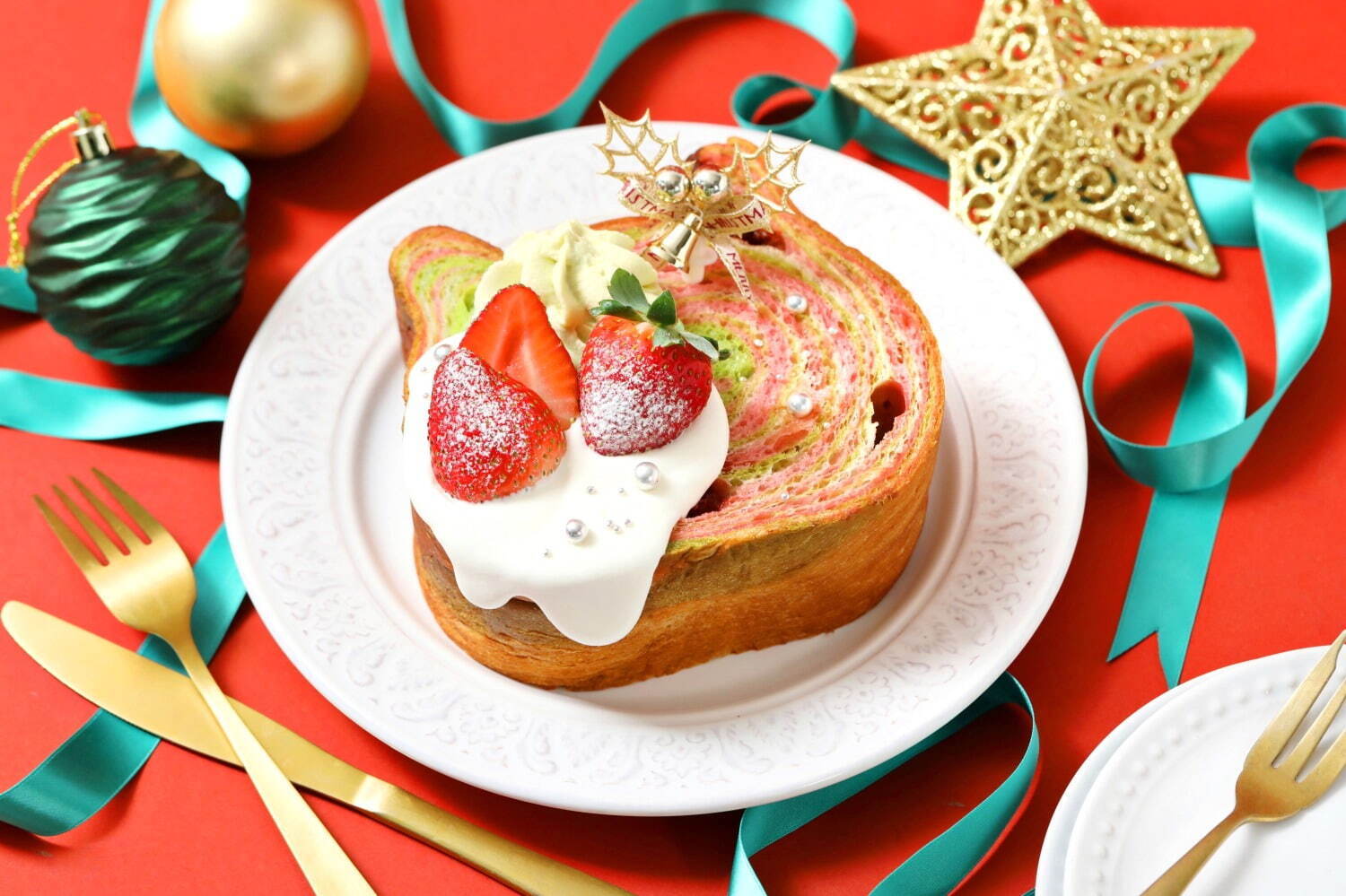 ねこねこ食パン×“サンタ型”キットカット、ピスタチオや苺のクリスマスフレーバー＆にっこりサンタパンも｜写真2